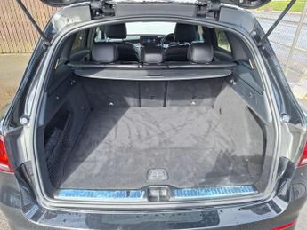 Mercedes-Benz GLC 2.0 GLC220d AMG Line (Premium) G-Tronic+ 4MATIC Euro 6 (s/s) 5dr