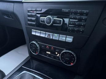 Mercedes-Benz C Class 2.1 C220 CDI BlueEfficiency Executive SE G-Tronic+ Euro 5 (s/s) 