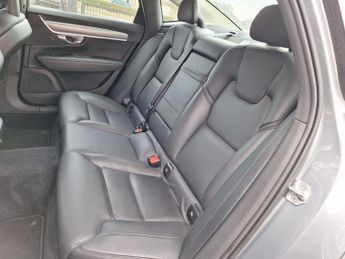 Volvo S90 2.0 D4 Momentum Pro Auto Euro 6 (s/s) 4dr
