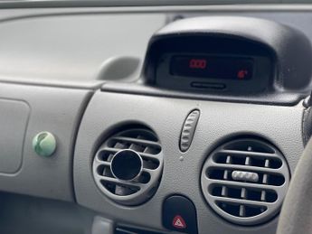 Renault Kangoo 1.6 16v Expression 5dr
