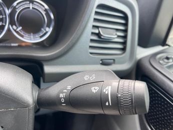 LEVC VN5 31kWh City Auto Euro 6 5dr (Range Extender)