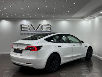 Tesla Model 3 Standard Range Plus Auto RWD 4dr