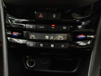 Peugeot 208 1.6 e-HDi Allure Euro 5 (s/s) 5dr