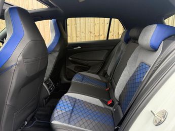 Volkswagen Golf 2.0 TSI R Black Edition DSG 4Motion Euro 6 (s/s) 5dr