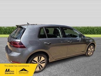 Volkswagen e-Golf 35.8kWh e-Golf Auto 5dr
