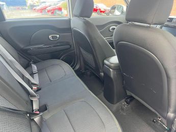 Kia Soul 1.6 GDi Connect Plus Euro 5 5dr