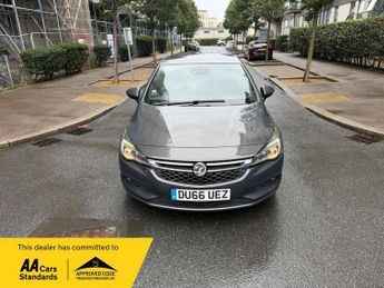 Vauxhall Astra 1.4i Turbo SRi Nav Auto Euro 6 (s/s) 5dr
