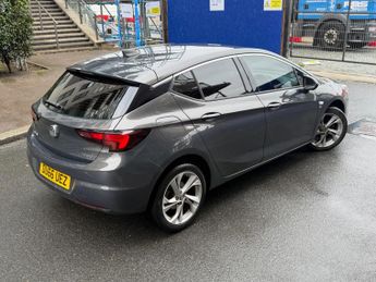 Vauxhall Astra 1.4i Turbo SRi Nav Auto Euro 6 (s/s) 5dr