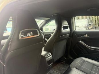 Mercedes-Benz A Class 1.6 A180 Sport Hatchback 5dr Petrol 7G-DCT Euro 6 (s/s) (122 ps)