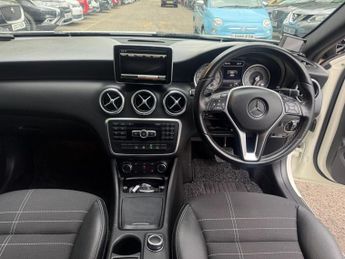 Mercedes-Benz A Class 1.6 A180 Sport Hatchback 5dr Petrol 7G-DCT Euro 6 (s/s) (122 ps)