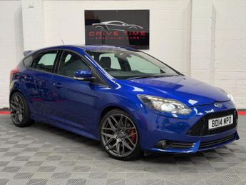 Ford Focus 2.0T EcoBoost ST-3 Euro 5 (s/s) 5dr
