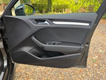 Audi A3 1.0 TFSI 30 Black Edition Sportback S Tronic Euro 6 (s/s) 5dr