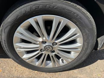 Vauxhall Corsa 1.4 16V SE Euro 5 5dr