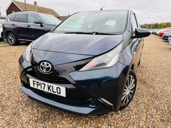 Toyota AYGO 1.0 VVT-i x-play x-shift Euro 6 5dr