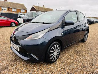 Toyota AYGO 1.0 VVT-i x-play x-shift Euro 6 5dr