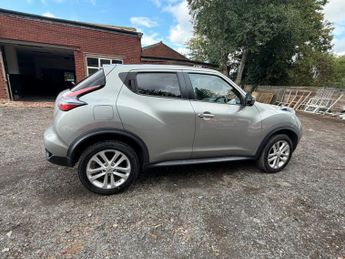 Nissan Juke 1.6 Acenta Premium XTRON Euro 5 5dr
