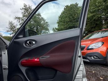 Nissan Juke 1.6 Acenta Premium XTRON Euro 5 5dr