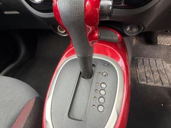 Nissan Juke 1.6 Acenta Premium XTRON Euro 5 5dr