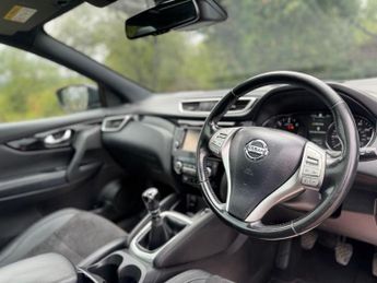 NISSAN QASHQAI 1.5 dCi N-Vision SUV 5dr Diesel Manual 2WD Euro 6 (s/s) (110 ps)