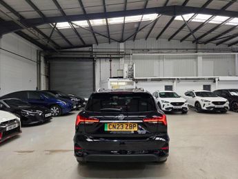 MG MG5 61.1kWh Trophy Long Range Auto 5dr