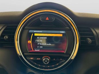 MINI Convertible 1.5 Cooper Sport Convertible 2dr Petrol Manual Euro 6 (s/s) (136