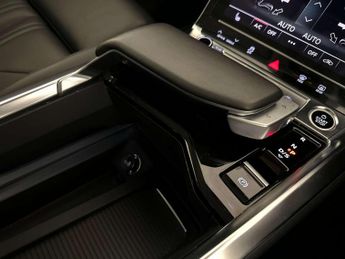 Audi e-tron 55 Sport SUV 5dr Electric Auto quattro 95kWh (11kW Charger) (408