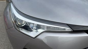 Toyota C-HR 1.2 VVT-i Excel SUV 5dr Petrol CVT AWD Euro 6 (s/s) (116 ps)