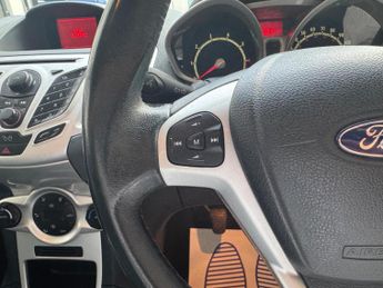Ford Fiesta 1.6 Titanium 5dr