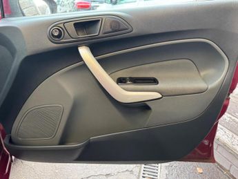 Ford Fiesta 1.6 Titanium 5dr