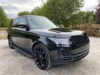 Land Rover Range Rover 3.0 SD V6 Vogue Auto 4WD Euro 6 (s/s) 5dr