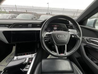 Audi E-Tron S LINE 55 QUATTRO
