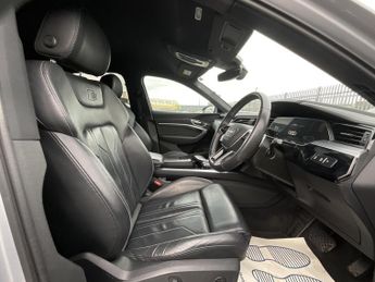 Audi E-Tron S LINE 55 QUATTRO