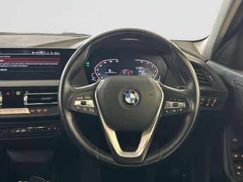 BMW 1 Series 1.5 118i Sport (LCP) Hatchback 5dr Petrol DCT Euro 6 (s/s) (136 