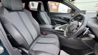Peugeot 3008 1.6 13.2kWh Allure Premium + SUV 5dr Petrol Plug-in Hybrid e-EAT