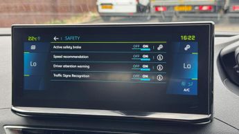 Peugeot 3008 1.6 13.2kWh Allure Premium + SUV 5dr Petrol Plug-in Hybrid e-EAT