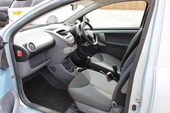 Toyota AYGO 1.0 VVT-i Sport Euro 4 3dr