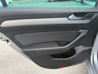 Volkswagen Passat 2.0 TDI SE Business DSG Euro 6 (s/s) 4dr