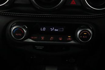 Nissan Juke 1.0 DIG-T N-Connecta DCT Auto Euro 6 (s/s) 5dr