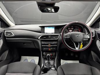 Infiniti Q30 1.6T Premium InTouch Euro 6 (s/s) 5dr