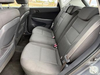 Hyundai i30 1.6 CRDi Comfort Euro 4 5dr