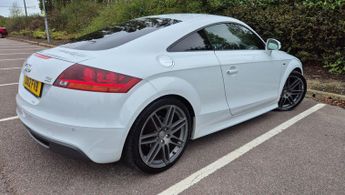 Audi TT 2.0 TDI Black Edition S Tronic quattro Euro 5 3dr