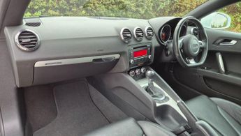 Audi TT 2.0 TDI Black Edition S Tronic quattro Euro 5 3dr