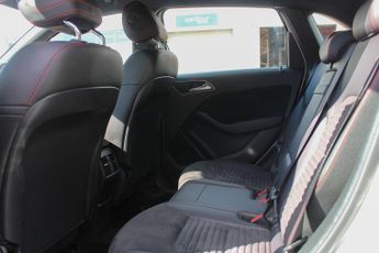 Mercedes-Benz B Class 1.5 B180d AMG Line (Executive) 7G-DCT Euro 6 (s/s) 5dr