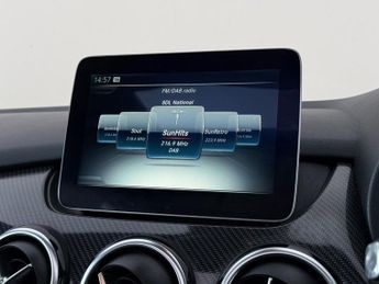 Mercedes-Benz B Class 2.1 B200d AMG Line (Premium Plus) MPV 5dr Diesel 7G-DCT Euro 6 (