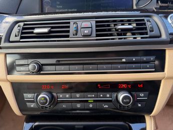 BMW 5 Series 2.0 520i SE Touring 5dr Petrol Auto Euro 5 (s/s) (184 ps)