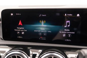 Mercedes-Benz CLA 1.3 CLA200 AMG Line (Premium 2) Coupe 7G-DCT Euro 6 (s/s) 4dr