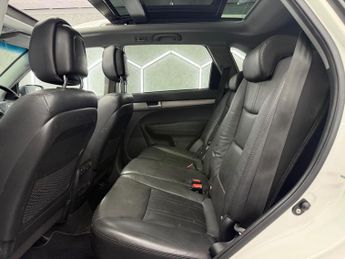 Kia Sorento 2.2 CRDi KX-3 Auto AWD Euro 5 5dr