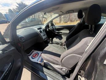 Vauxhall Corsa 1.2i 16v SXi 3dr