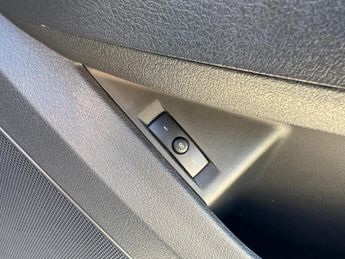 Chrysler 300C 3.0 CRD V6 LUX 5dr