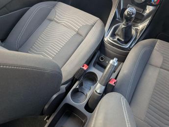 Ford Fiesta 1.0T EcoBoost Zetec Euro 5 (s/s) 5dr